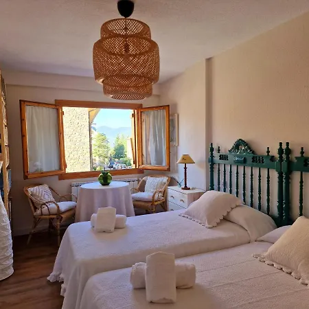 Esqui Pirineo Aragones El Juncaral Wifi Апартаменты Вильянуа