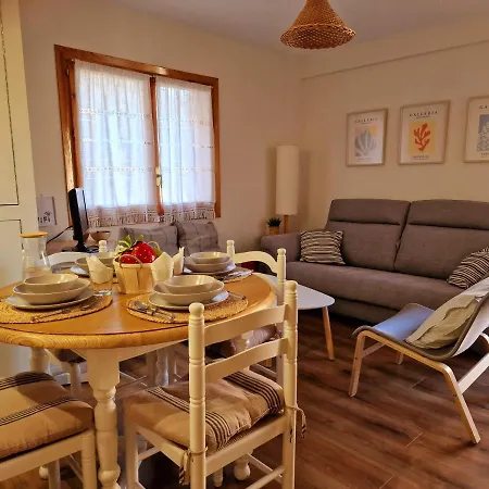 Апартаменты Esqui Pirineo Aragones El Juncaral Wifi