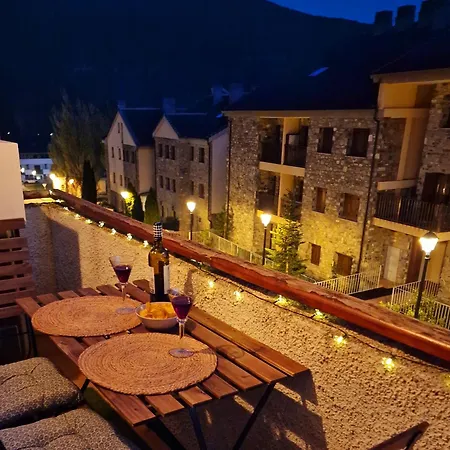 Esqui Pirineo Aragones El Juncaral Wifi Апартаменты *